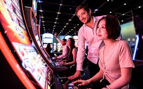 Tampilan dealer studio Shio Game paushoki